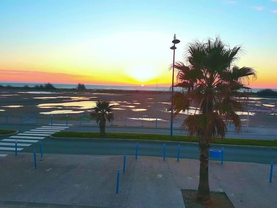 Appartement proche de la plage Saint-Pierre-la-Mer  Extérieur photo
