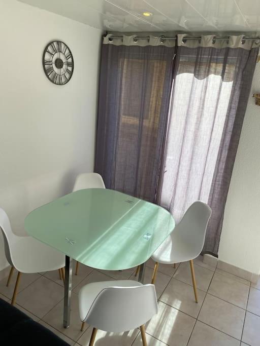 Appartement proche de la plage Saint-Pierre-la-Mer  Extérieur photo