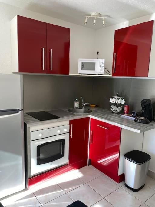 Appartement proche de la plage Saint-Pierre-la-Mer  Extérieur photo